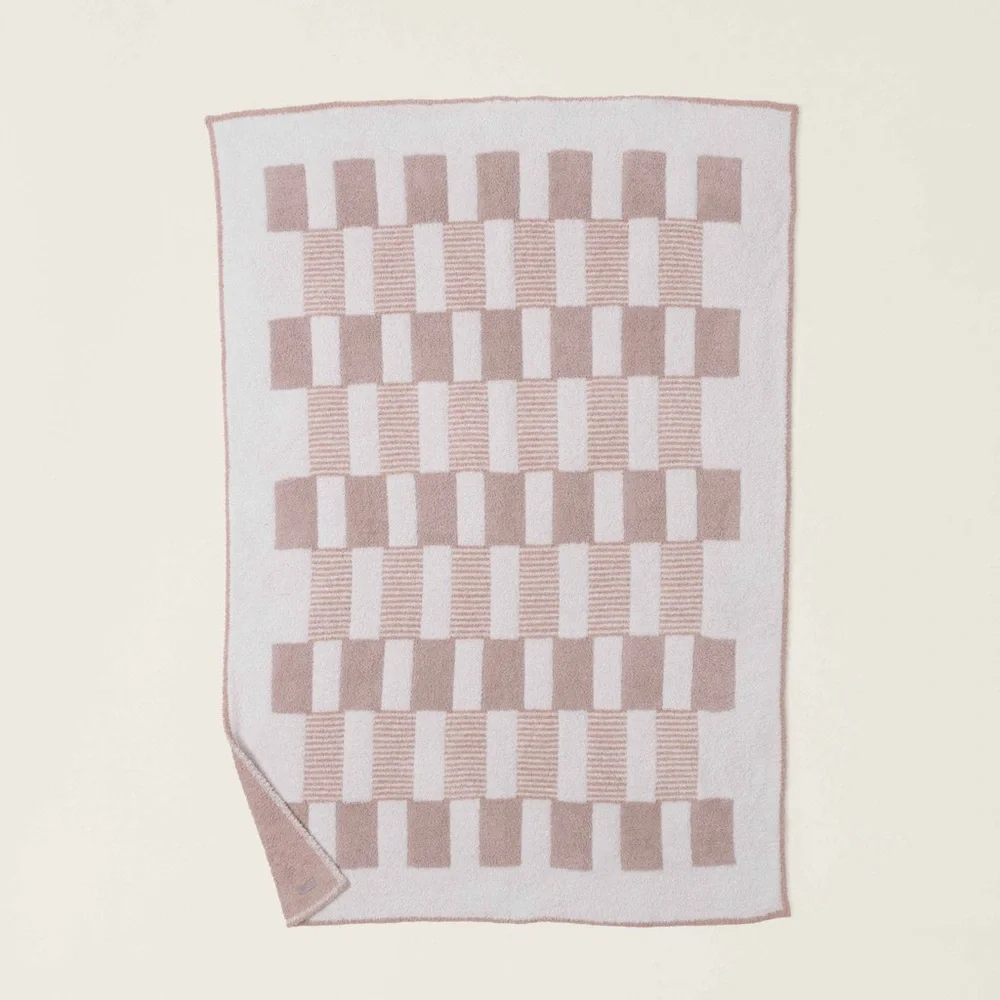 Barefoot Dreams NWT Cozy Chic Tile Check throw - Picture 5 of 5